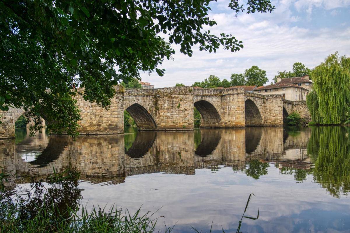 Tranquille Vienne Gites A Chirac Dept Charente المظهر الخارجي الصورة